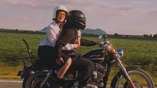 Sur le dos de ta moto