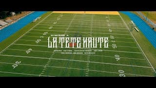 La tête haute
